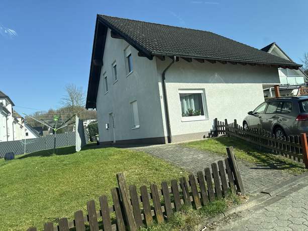 Einfamilienhaus in Lennestadt-Maumke in 57368 Lennestadt-Maumke von Hundem-Lenne-Immobilien GmbH